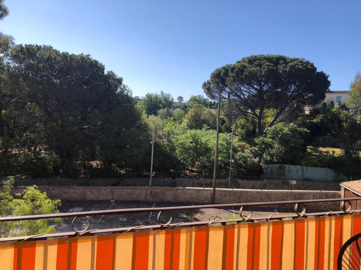 Apartment Eden Park Saint-Tropez Esterno foto